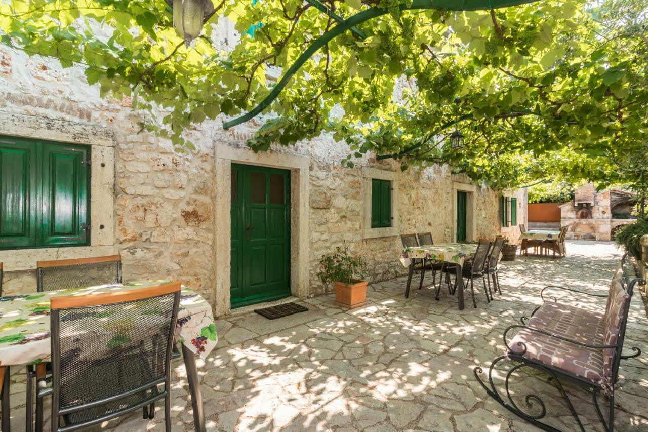 Country House Apartments 普拉 外观 照片