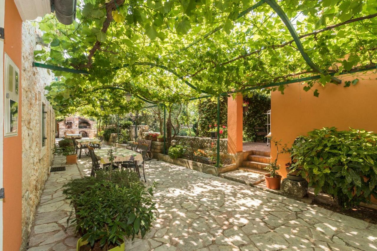 Country House Apartments 普拉 外观 照片